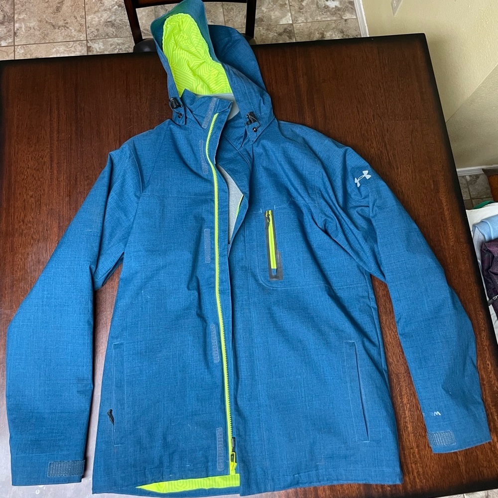 Men’s Under Armour snowboard jacket